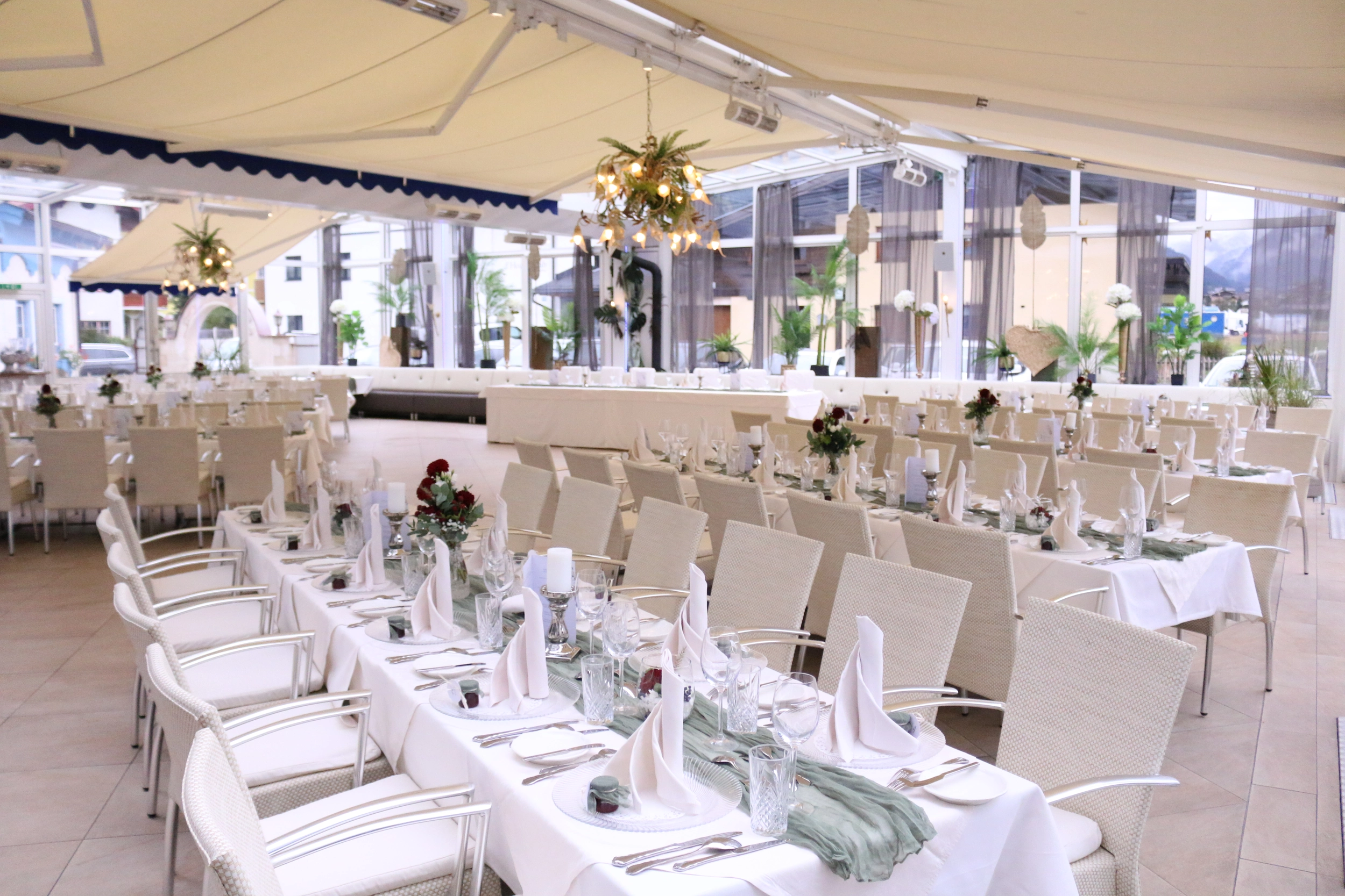 Feiern Sie im Schlosshotel Lacknerhof Wintergarten